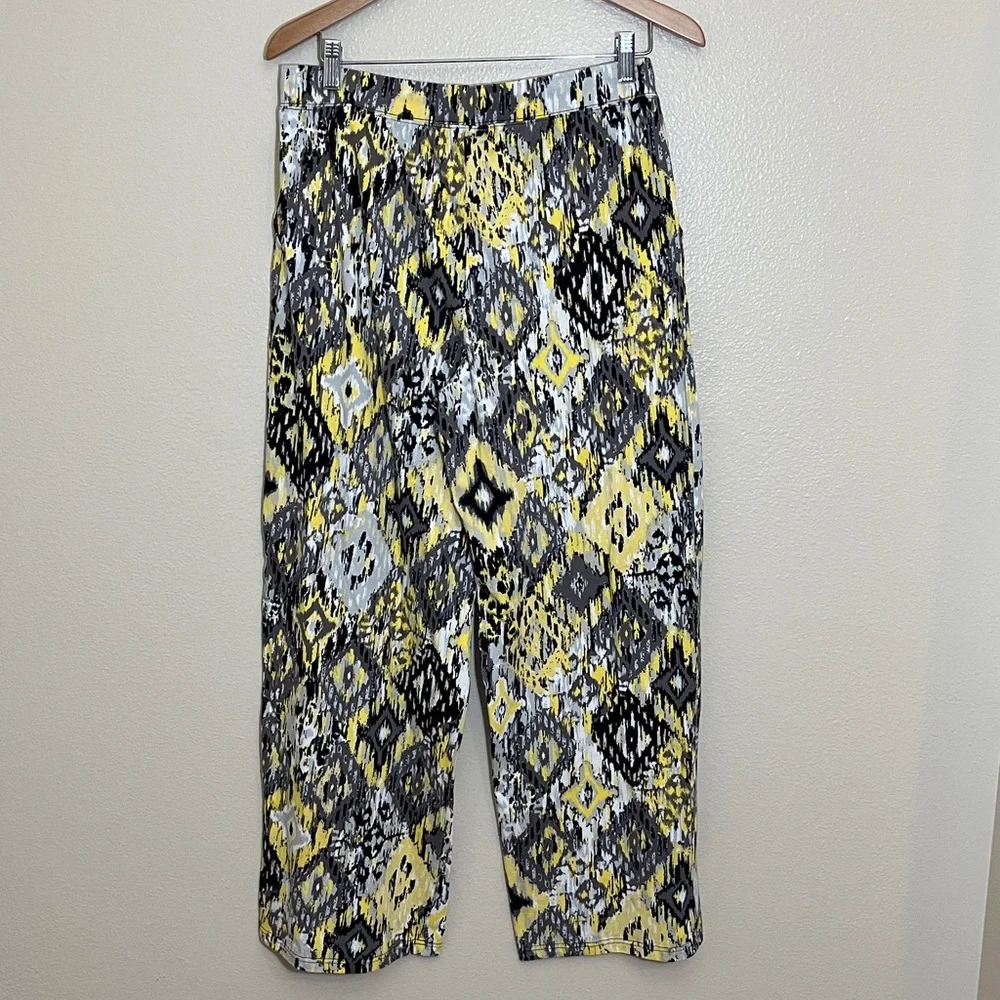 D&Co Beach Grey Yellow Geometric Print Wide Leg Pants